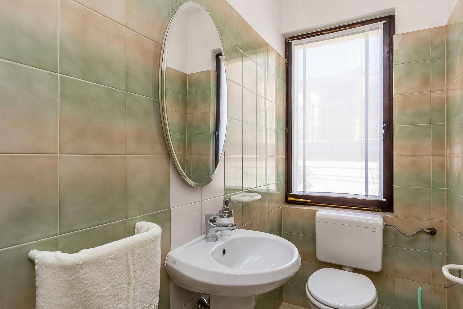 Neu Renovierte Ferienwohnung Mit Klima, Wlan, Terrasse Und Grill Πούλα Εξωτερικό φωτογραφία